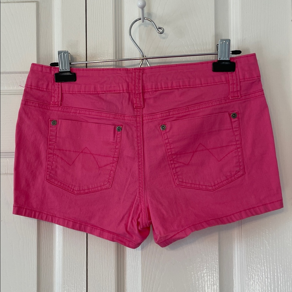 Zanadi Low Rise Shorts - Picture 2 of 3